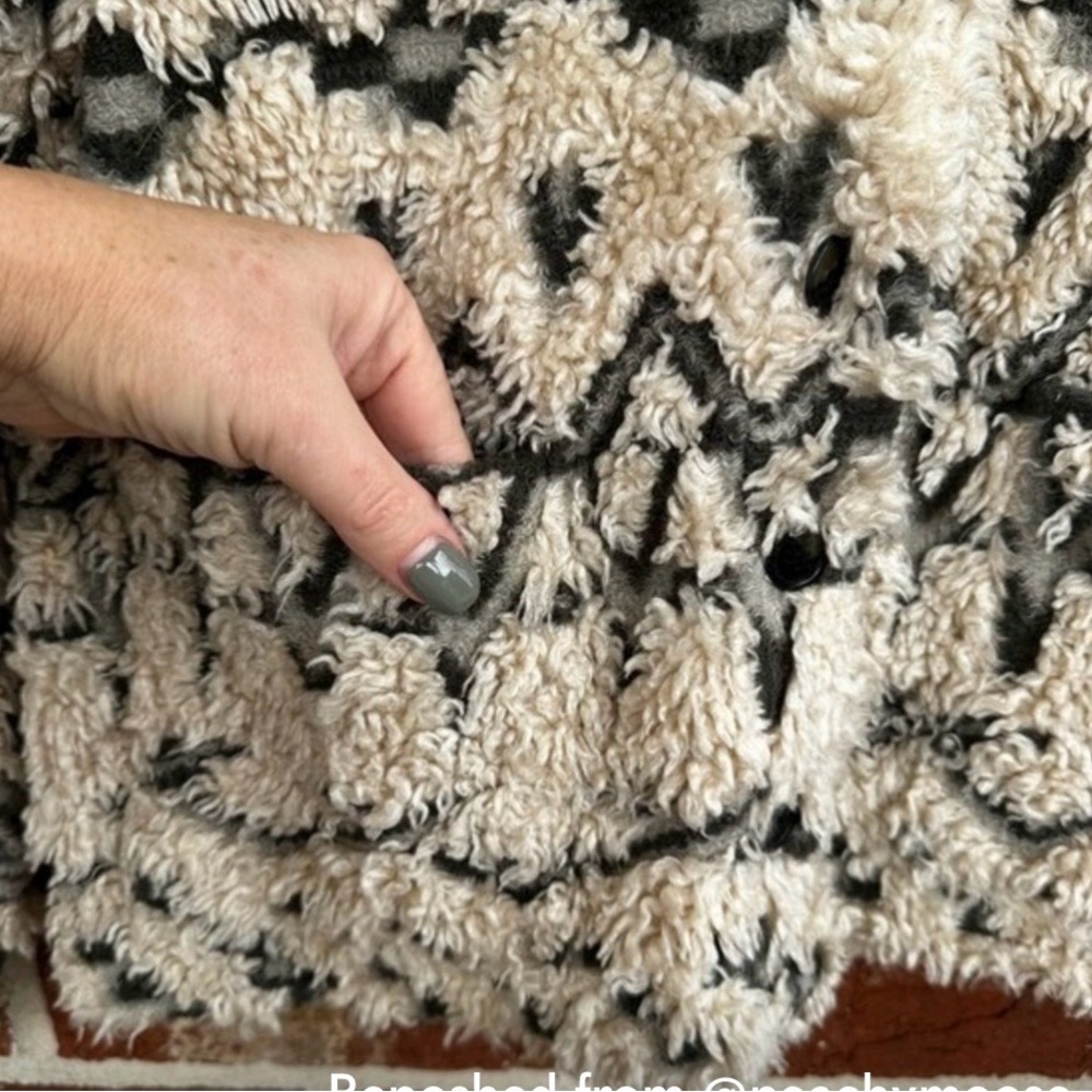 True‎ Grit Sherpa Jacket Women Medium Boho Aztec Shaggy Fleece Cozy Western. - Picture 4 of 7